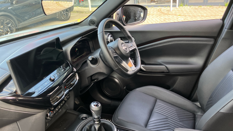 Nissan Juke 1.0 DiG-T Tekna 5dr Petrol Hatchback